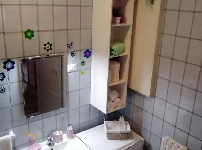 L'angolo Xxiv Maggio 莱切