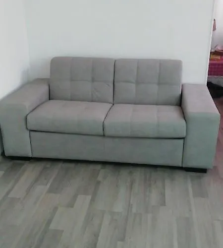 度假居 L'angolo Xxiv Maggio 莱切